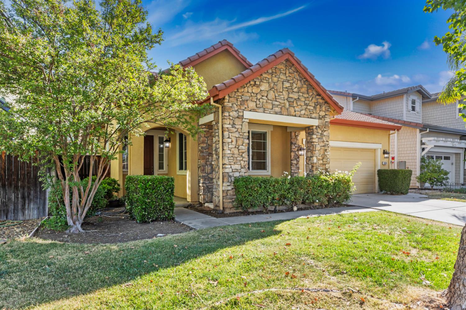 Detail Gallery Image 1 of 19 For 1659 Whispering Wind Dr, Tracy,  CA 95377 - 4 Beds | 2 Baths