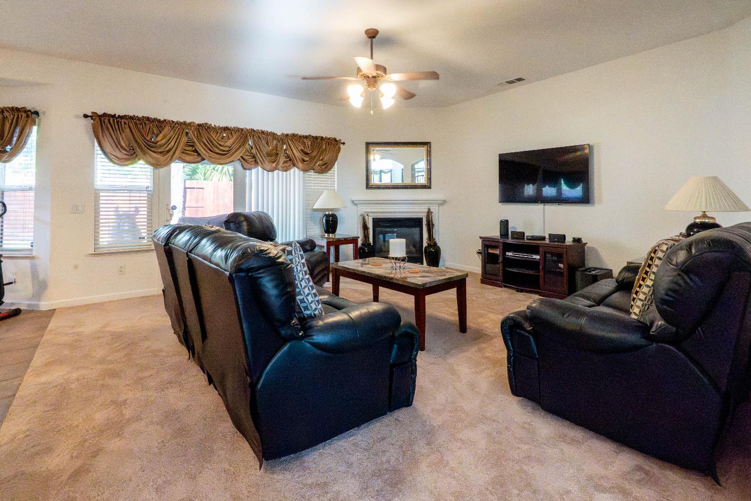 Detail Gallery Image 12 of 59 For 5738 Holbrook Dr, Riverbank,  CA 95367 - 4 Beds | 2/1 Baths