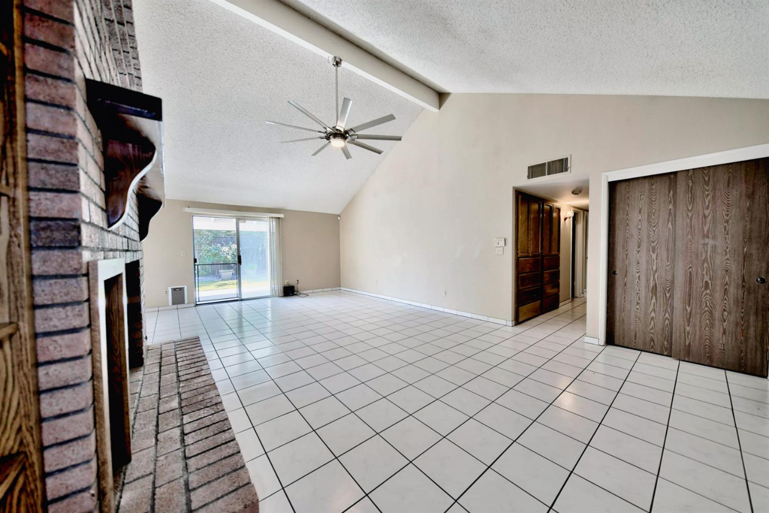 Detail Gallery Image 11 of 79 For 1516 Palmdale Dr, Modesto,  CA 95355 - 3 Beds | 2 Baths