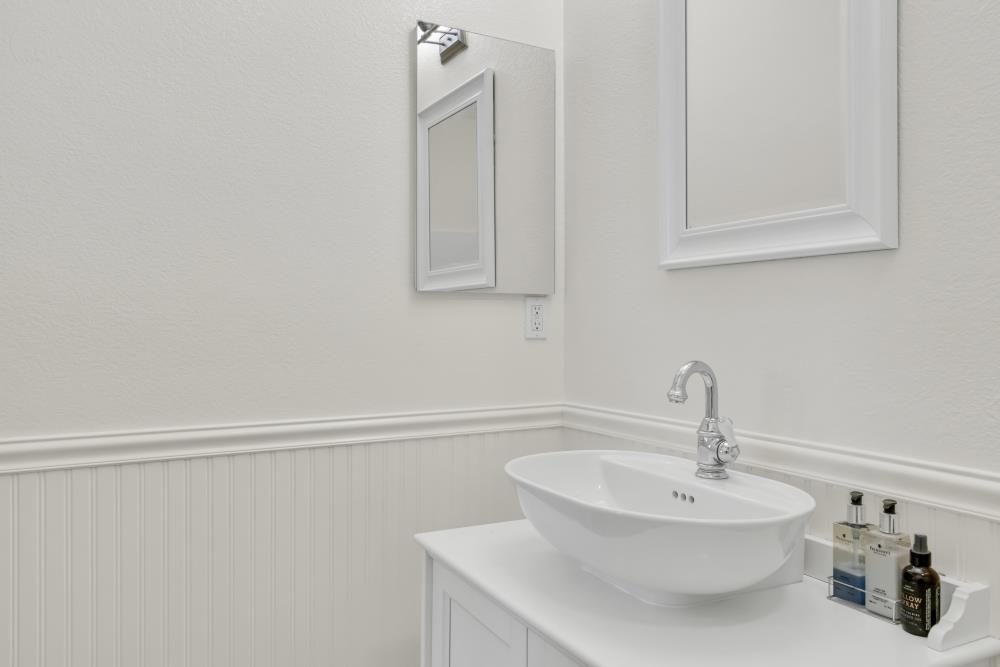 Detail Gallery Image 31 of 62 For 107 Dragonfly Cir, Sacramento,  CA 95834 - 3 Beds | 2 Baths