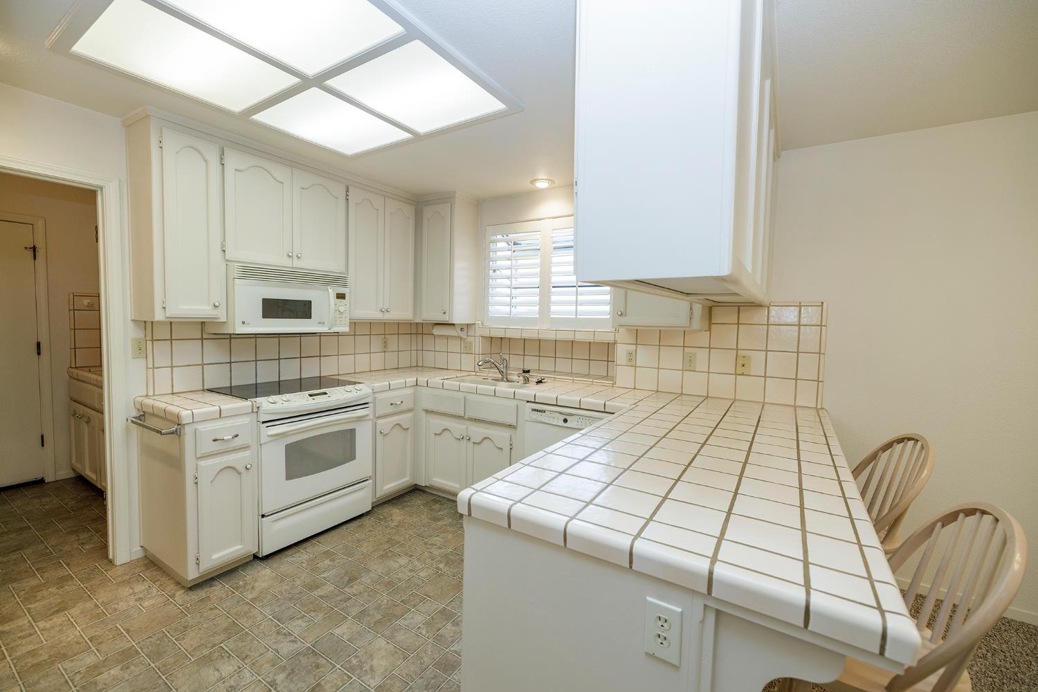 Detail Gallery Image 28 of 70 For 3709 Springcreek Dr, Modesto,  CA 95355 - 3 Beds | 2/1 Baths