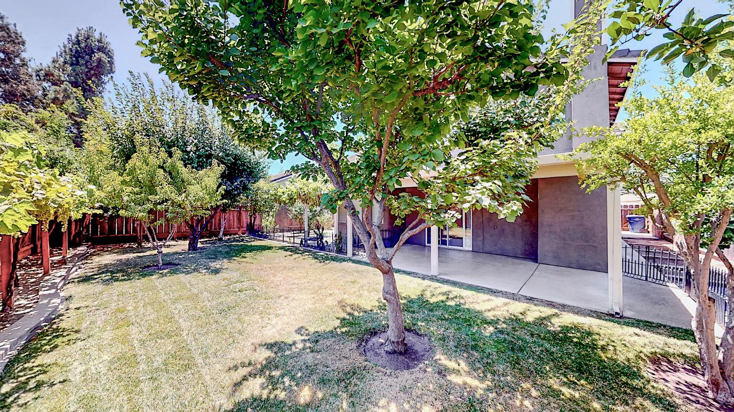 Detail Gallery Image 31 of 43 For 4184 Horizon Ct, Turlock,  CA 95382 - 4 Beds | 3 Baths