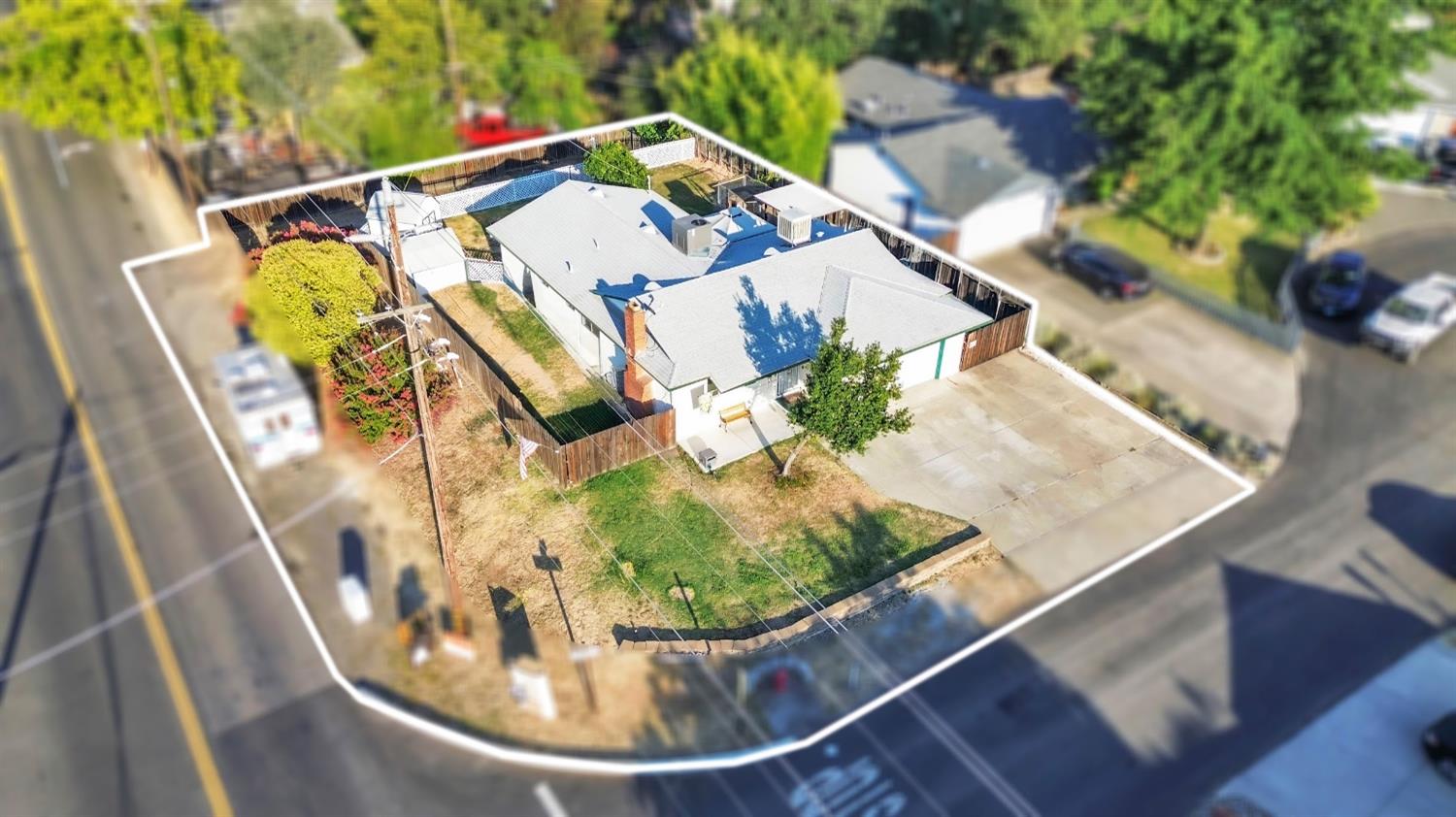 Detail Gallery Image 30 of 33 For 8888 Tahiti Ct, Orangevale,  CA 95662 - 4 Beds | 2 Baths