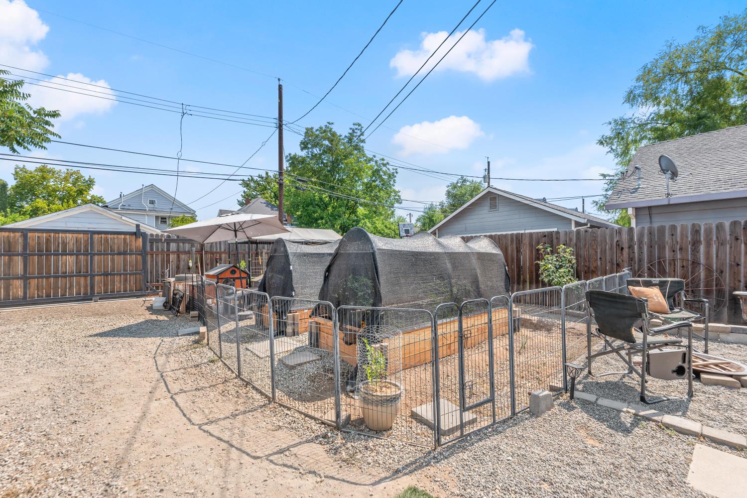 Detail Gallery Image 43 of 63 For 3641 5th Ave, Sacramento,  CA 95817 - 3 Beds | 1/1 Baths