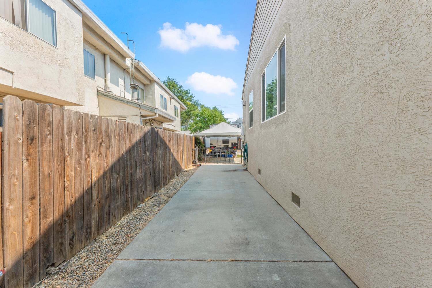 Detail Gallery Image 35 of 63 For 3641 5th Ave, Sacramento,  CA 95817 - 3 Beds | 1/1 Baths