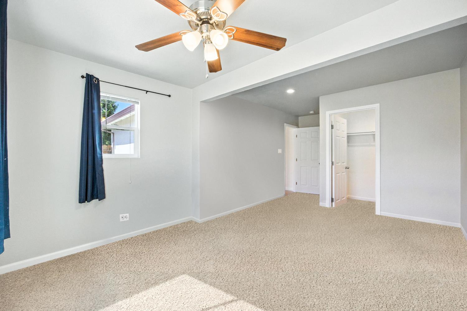 Detail Gallery Image 24 of 49 For 6147 Orsi Cir, Carmichael,  CA 95608 - 4 Beds | 2/1 Baths