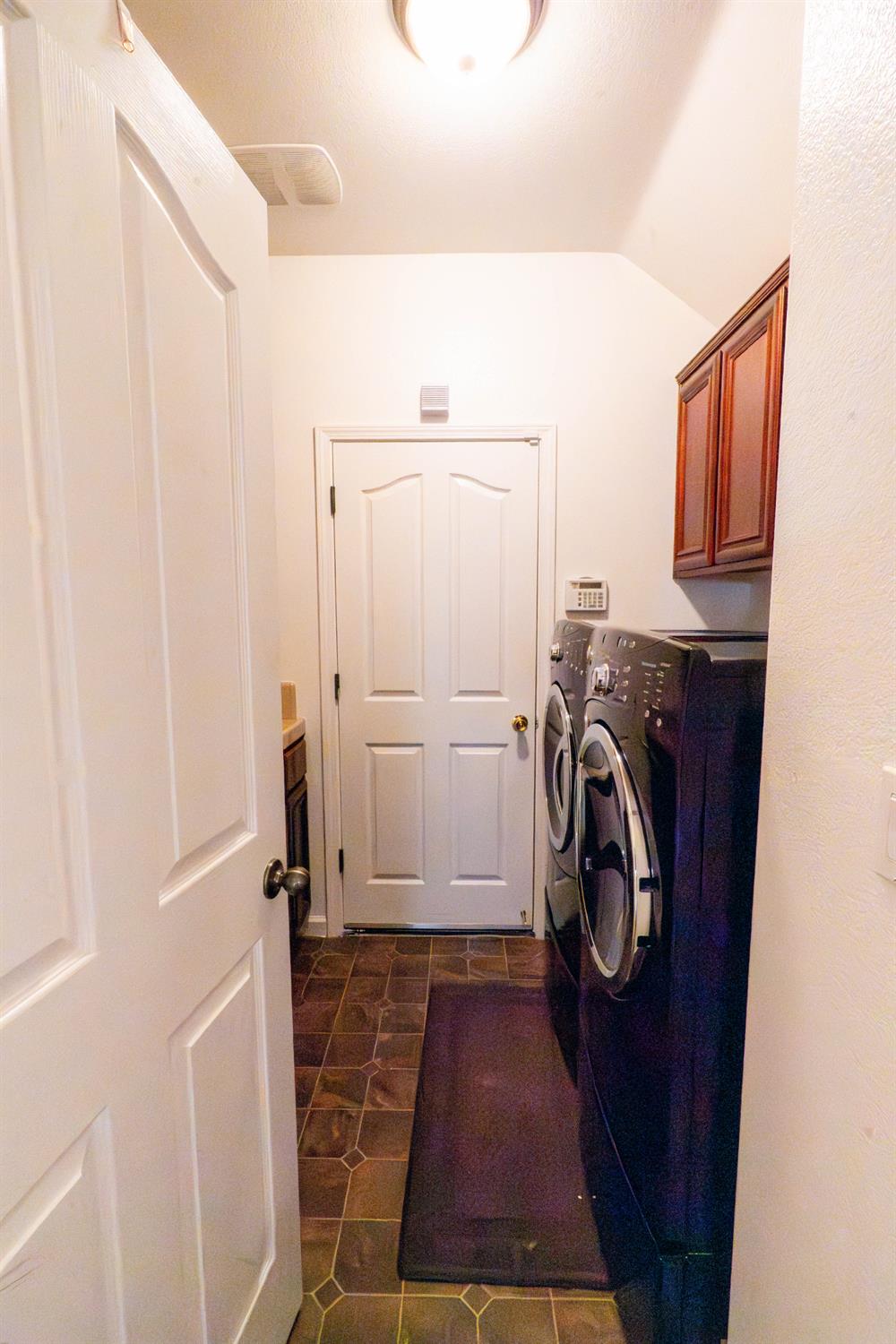 Detail Gallery Image 39 of 59 For 5738 Holbrook Dr, Riverbank,  CA 95367 - 4 Beds | 2/1 Baths