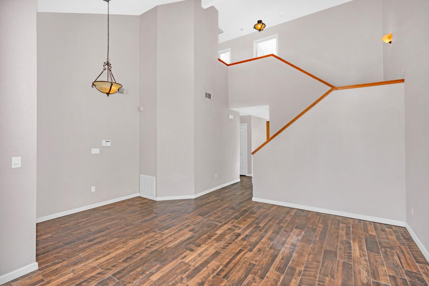Detail Gallery Image 9 of 58 For 92 Tangelo St, Los Banos,  CA 93635 - 3 Beds | 2/1 Baths