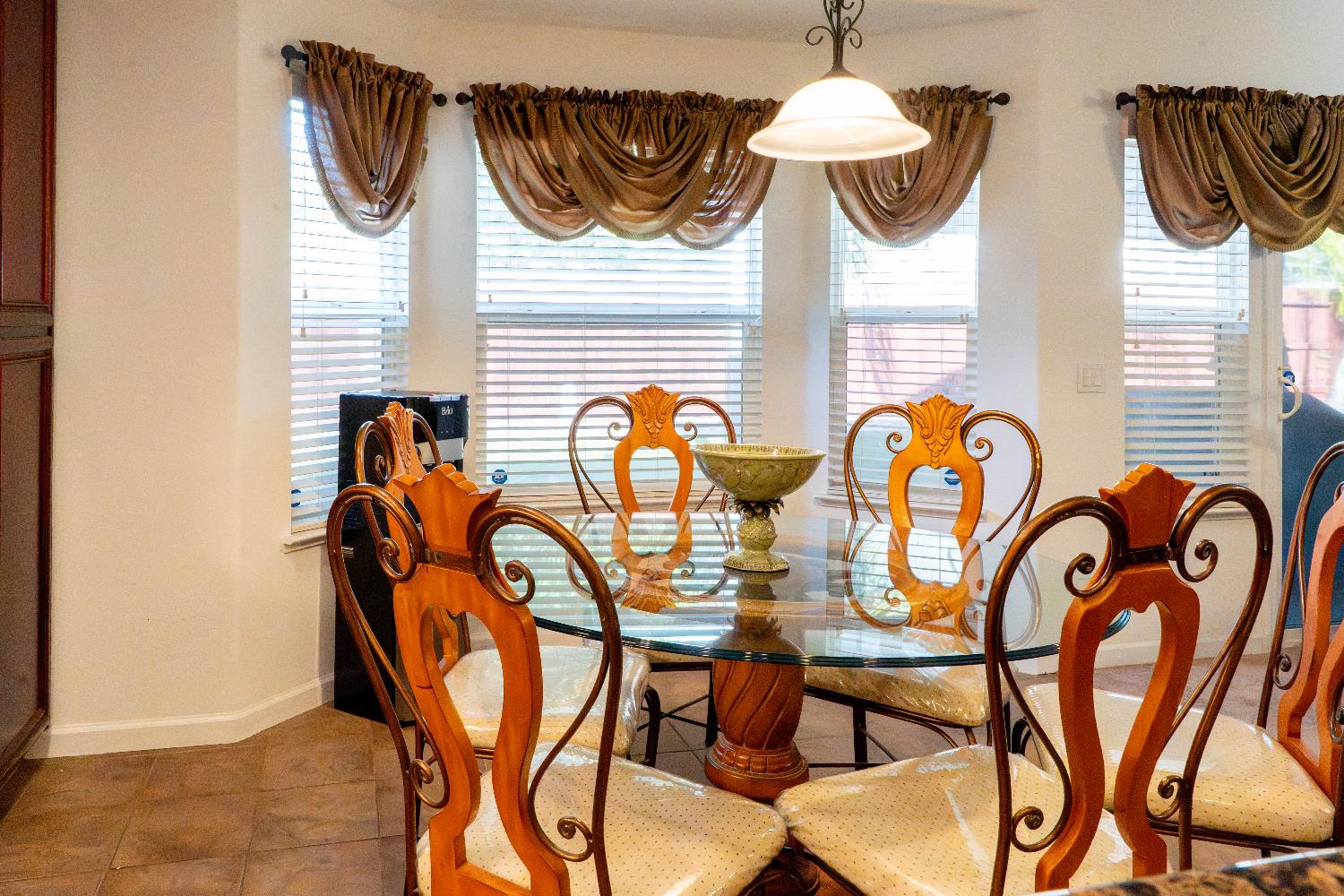 Detail Gallery Image 11 of 59 For 5738 Holbrook Dr, Riverbank,  CA 95367 - 4 Beds | 2/1 Baths
