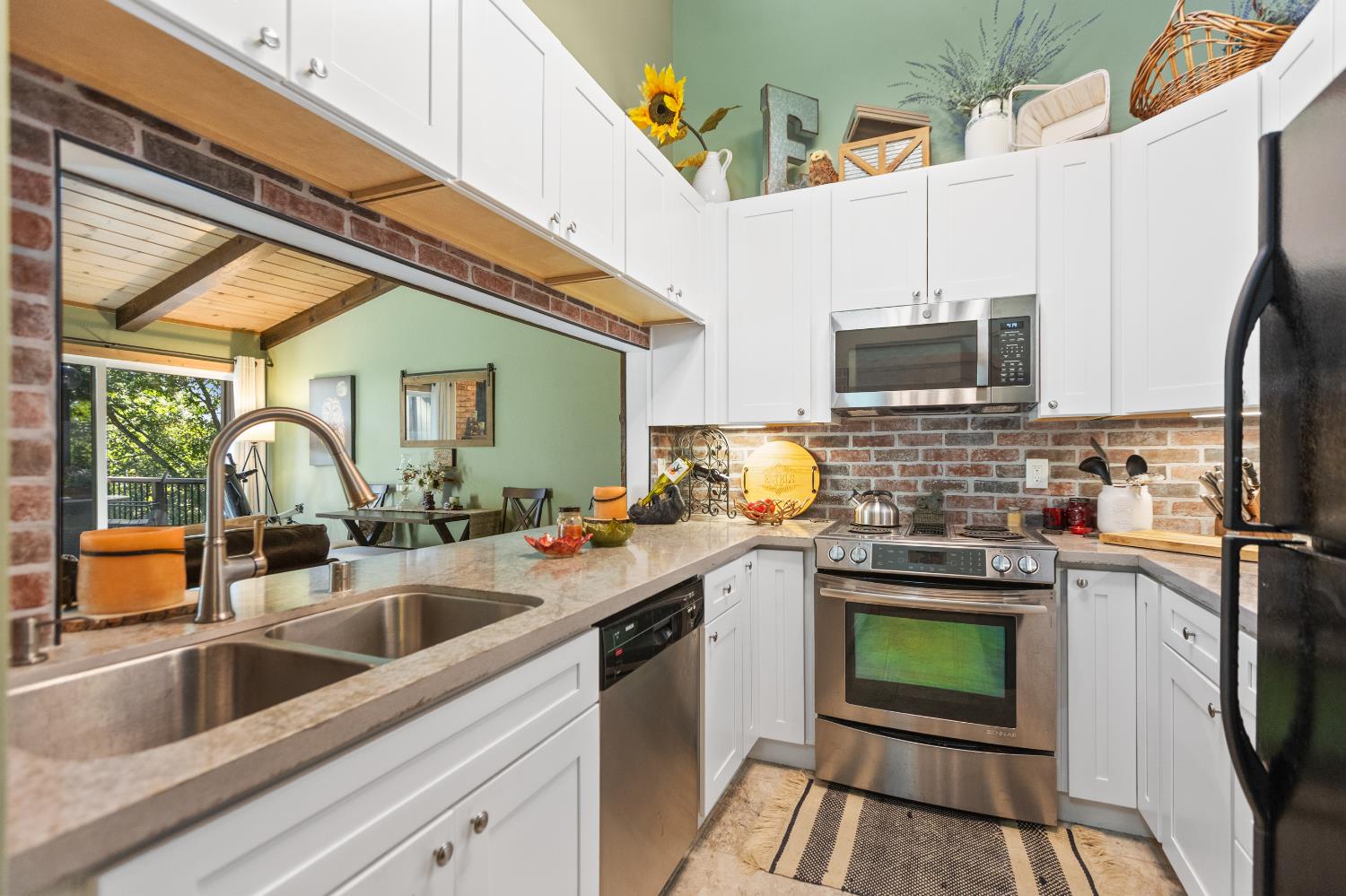 Detail Gallery Image 19 of 62 For 4414 Sierra Springs Dr, Pollock Pines,  CA 95726 - 2 Beds | 2 Baths