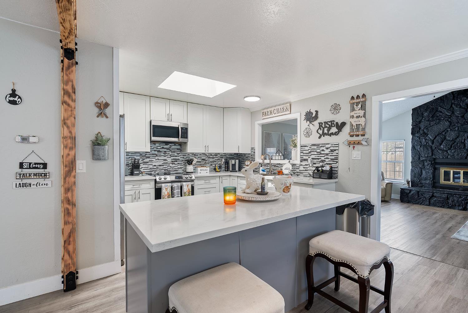 Detail Gallery Image 11 of 37 For 26147 Stryker St, Hayward,  CA 94545 - 3 Beds | 2 Baths