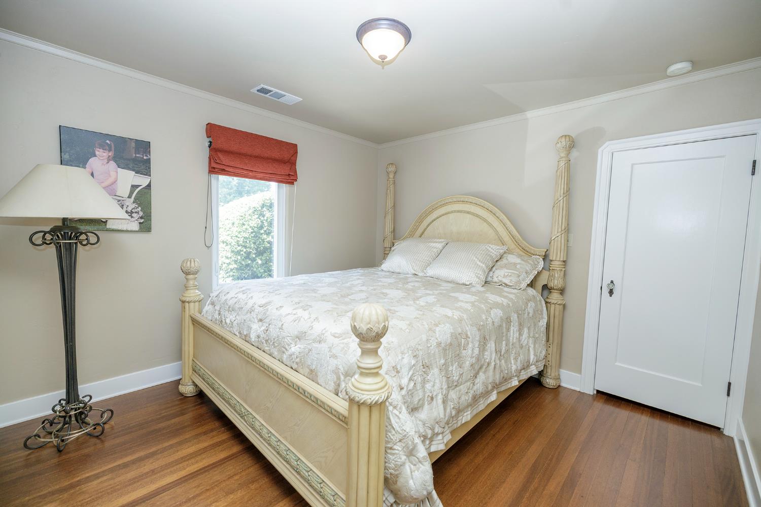 Detail Gallery Image 35 of 56 For 1009 Sycamore Ave, Modesto,  CA 95350 - 3 Beds | 2/1 Baths
