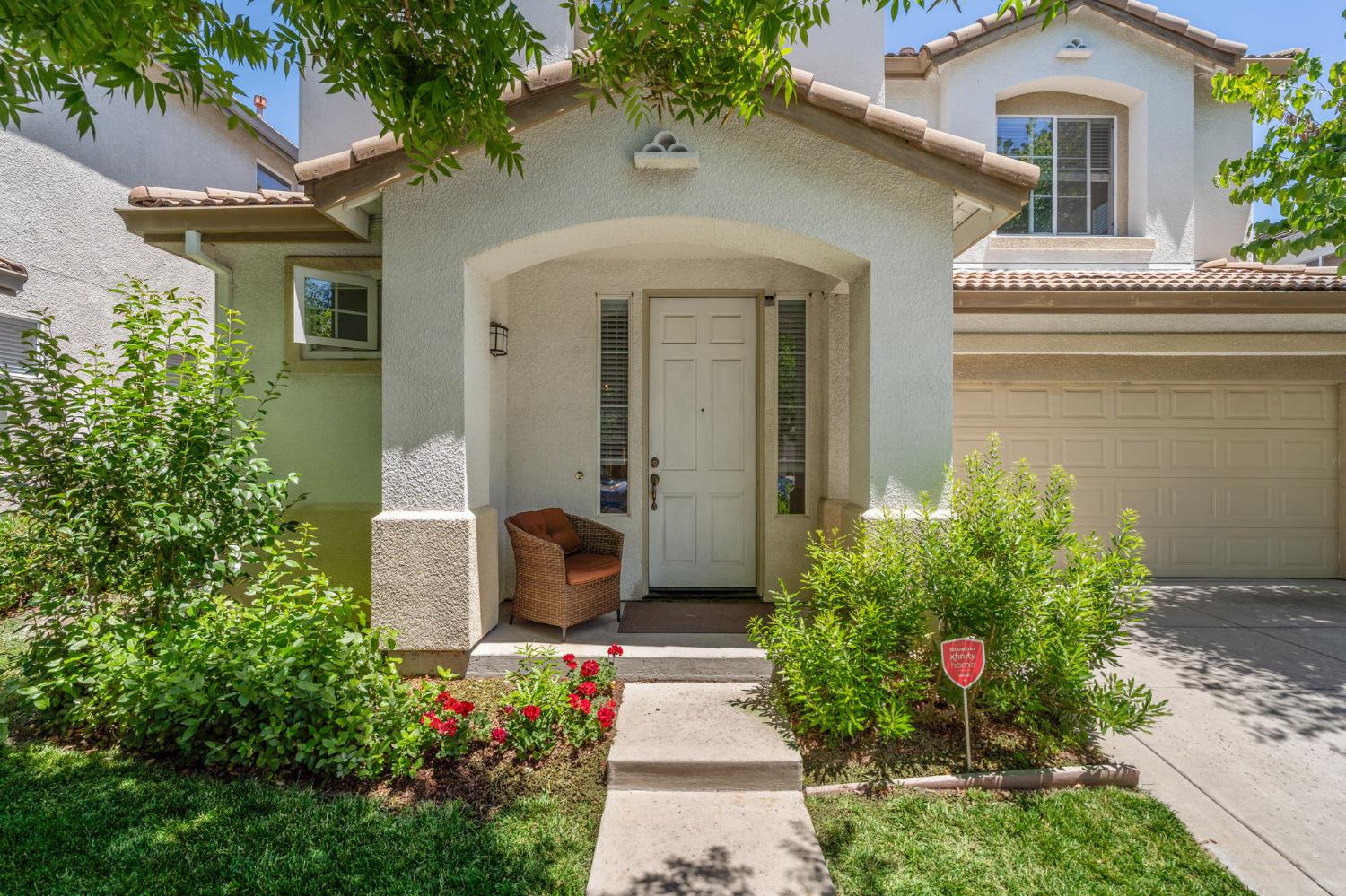 Detail Gallery Image 3 of 18 For 1086 Azalea Ln, Concord,  CA 94520 - 4 Beds | 2/1 Baths