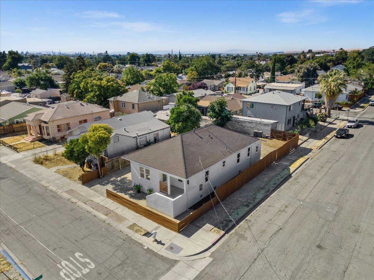 Detail Gallery Image 5 of 68 For 500 W 16th St, Antioch,  CA 94509 - 3 Beds | 2 Baths