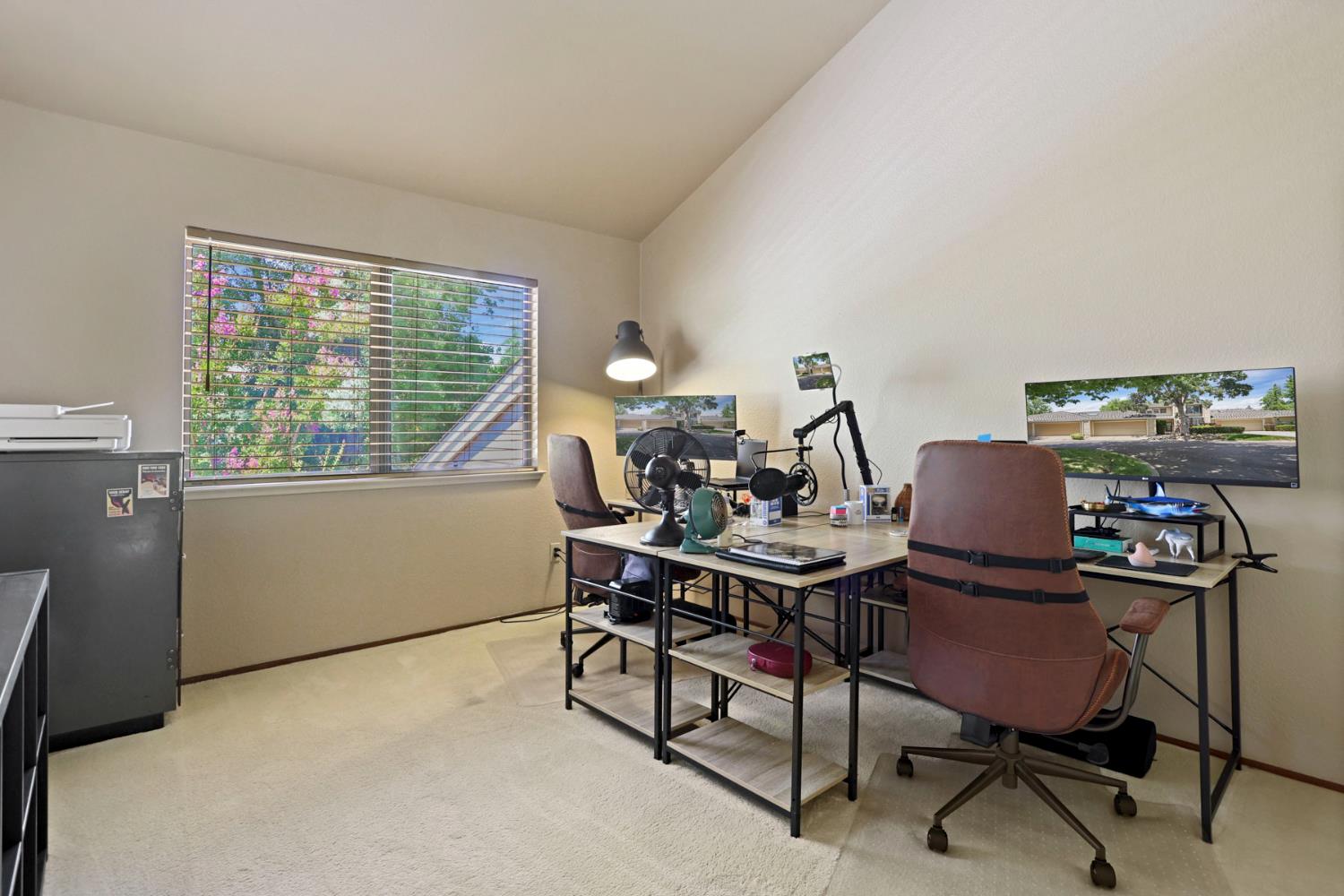 Detail Gallery Image 31 of 42 For 9105 Westcliff Ln, Fair Oaks,  CA 95628 - 3 Beds | 2/1 Baths