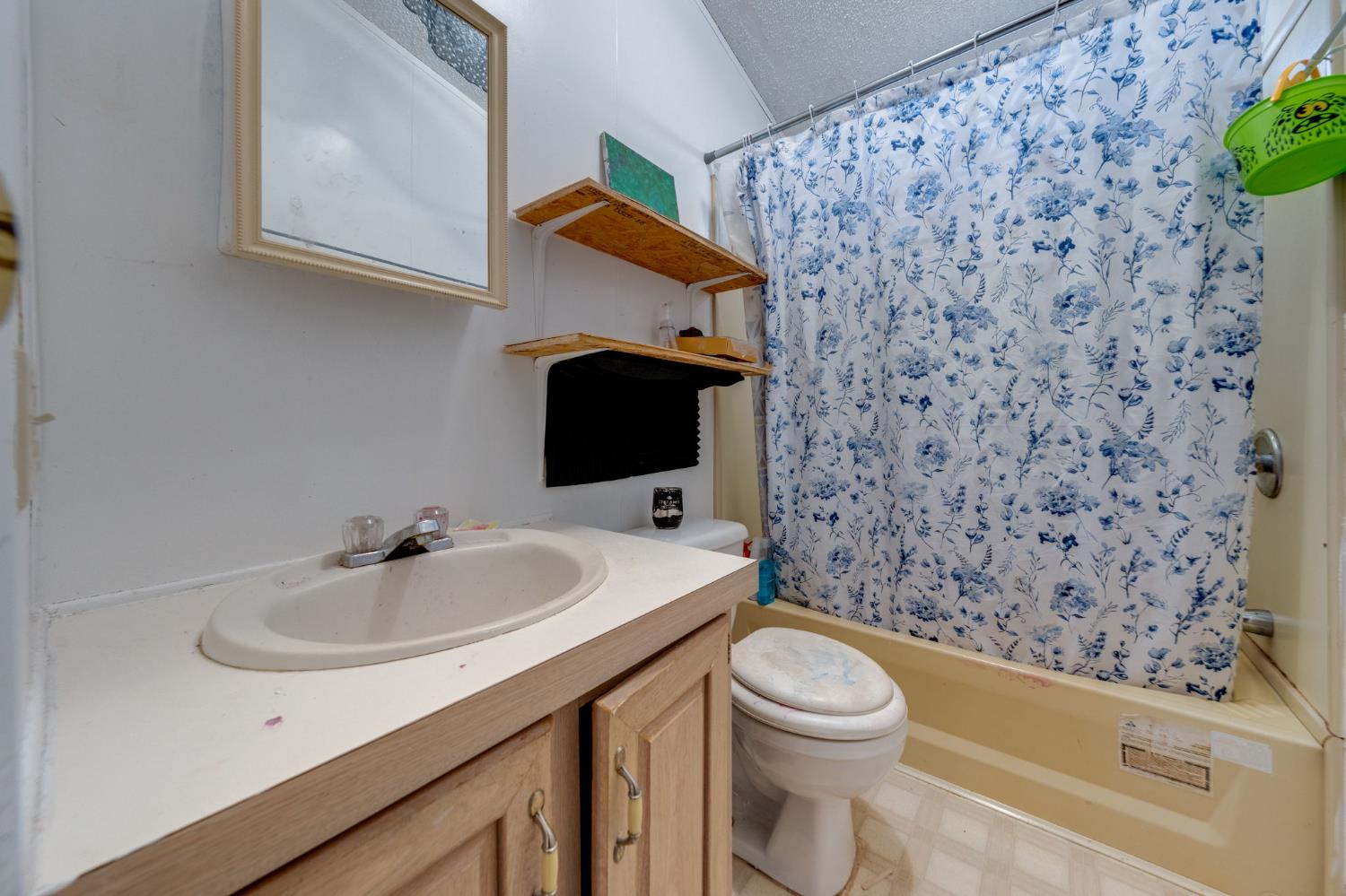 Detail Gallery Image 18 of 53 For 1863 20th St, Oroville,  CA 95965 - 2 Beds | 2 Baths