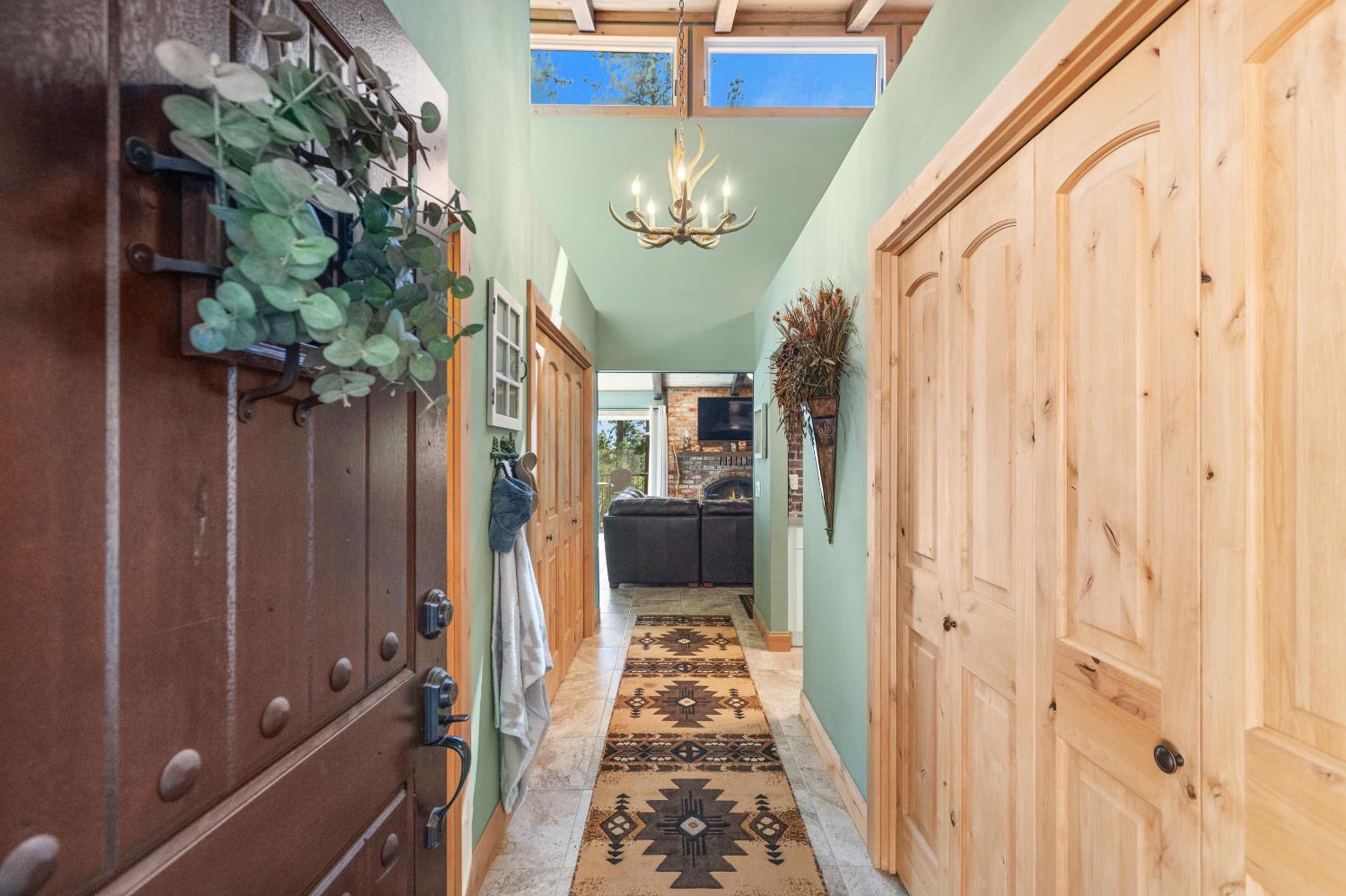 Detail Gallery Image 4 of 62 For 4414 Sierra Springs Dr, Pollock Pines,  CA 95726 - 2 Beds | 2 Baths