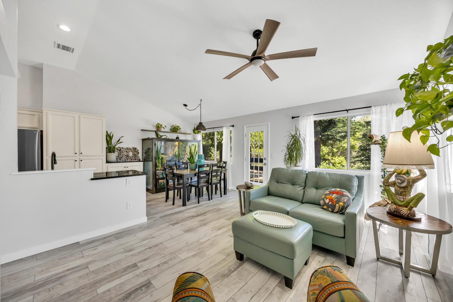 Detail Gallery Image 15 of 57 For 5112 Charter Ct, Rocklin,  CA 95765 - 4 Beds | 2 Baths