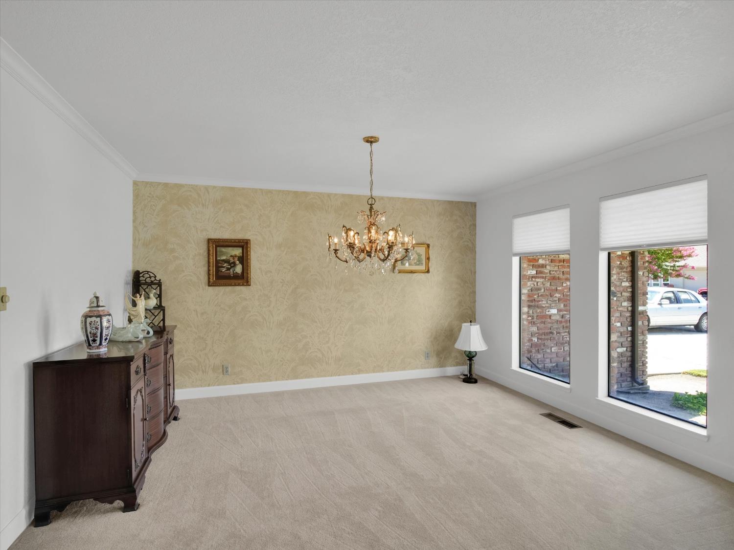 Detail Gallery Image 7 of 47 For 1805 Cardigan Way, Modesto,  CA 95355 - 4 Beds | 3 Baths