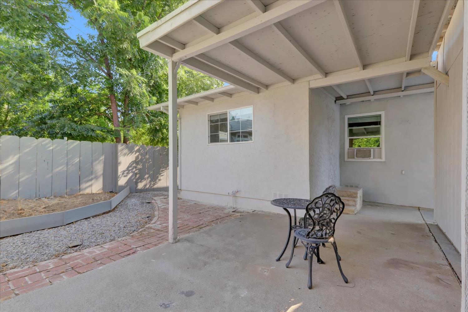 Pine Way, Yuba City, California image 28