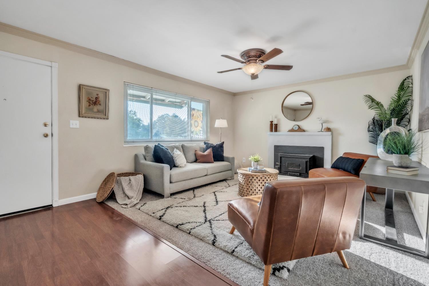 Detail Gallery Image 4 of 33 For 8888 Tahiti Ct, Orangevale,  CA 95662 - 4 Beds | 2 Baths
