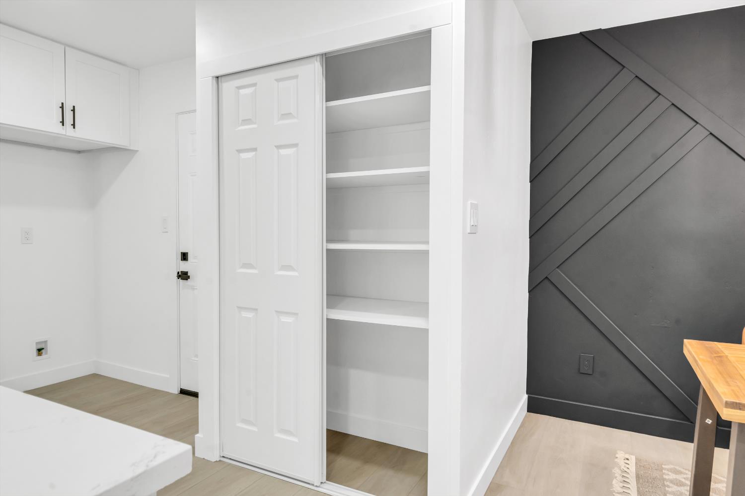 Detail Gallery Image 24 of 66 For 9184 Brian Ct, Sacramento,  CA 95826 - 3 Beds | 2 Baths