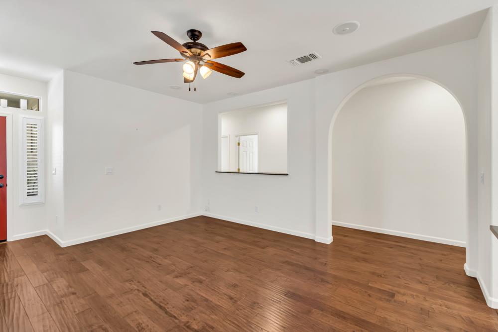 Detail Gallery Image 11 of 62 For 107 Dragonfly Cir, Sacramento,  CA 95834 - 3 Beds | 2 Baths