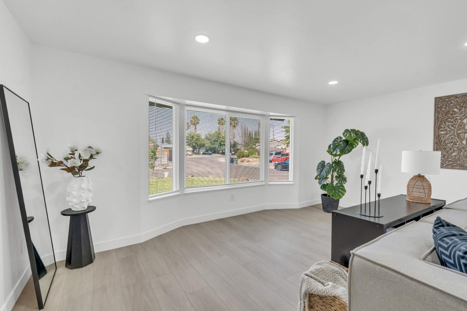 Detail Gallery Image 11 of 66 For 9184 Brian Ct, Sacramento,  CA 95826 - 3 Beds | 2 Baths