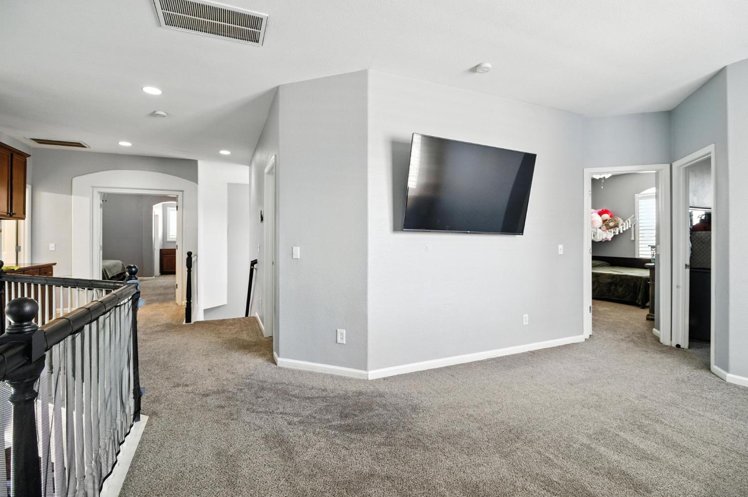 Detail Gallery Image 16 of 31 For 5507 Goldseive Dr, Riverbank,  CA 95367 - 4 Beds | 3 Baths