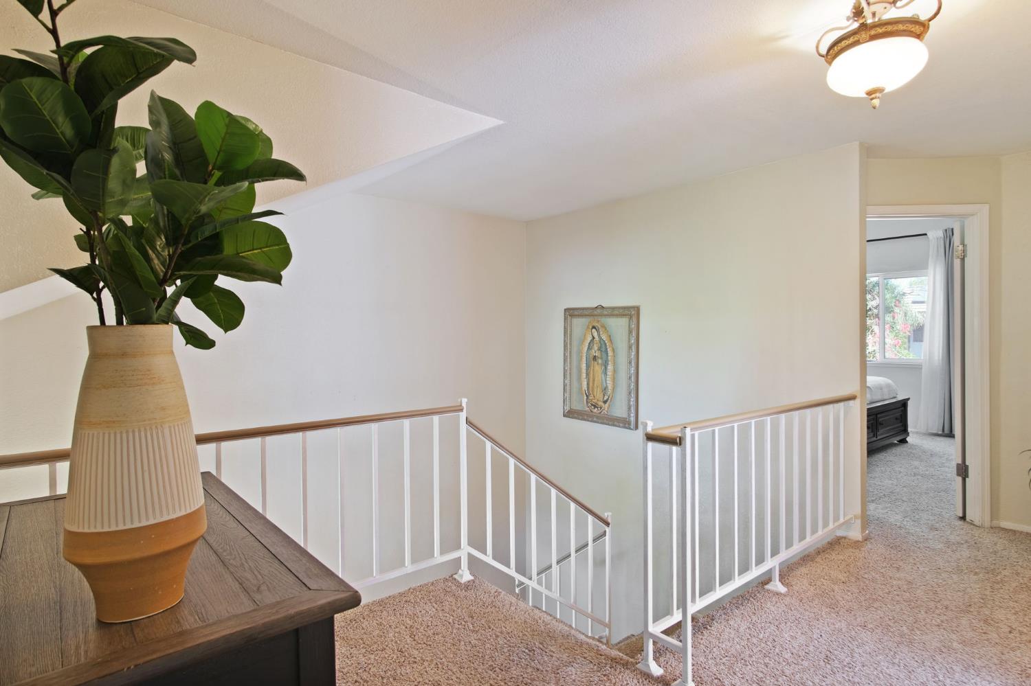 Detail Gallery Image 19 of 39 For 3009 Glen Grove Ct, Ceres,  CA 95307 - 5 Beds | 3 Baths