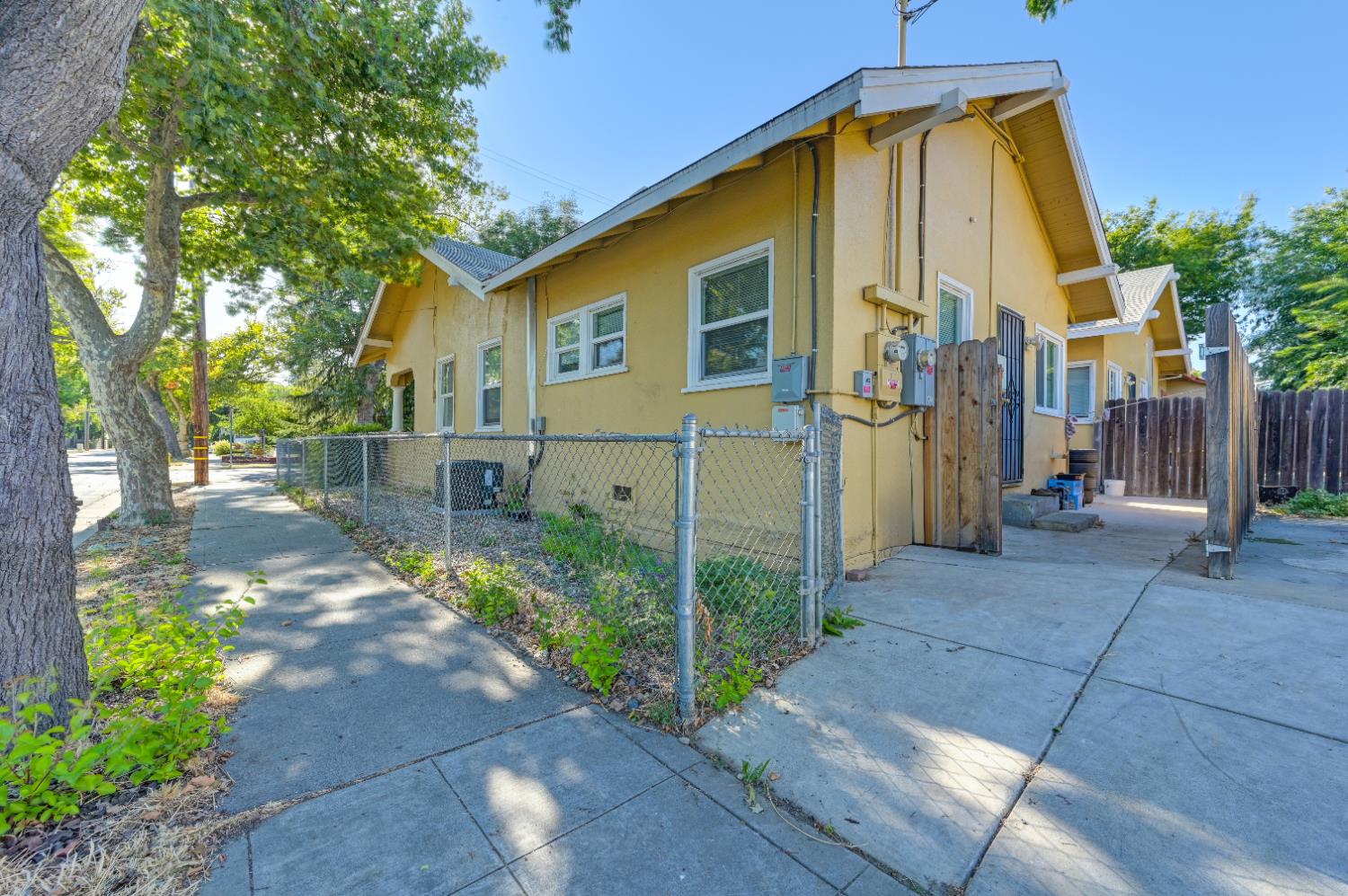 Detail Gallery Image 9 of 47 For 911 Cross St, Woodland,  CA 95695 - – Beds | – Baths