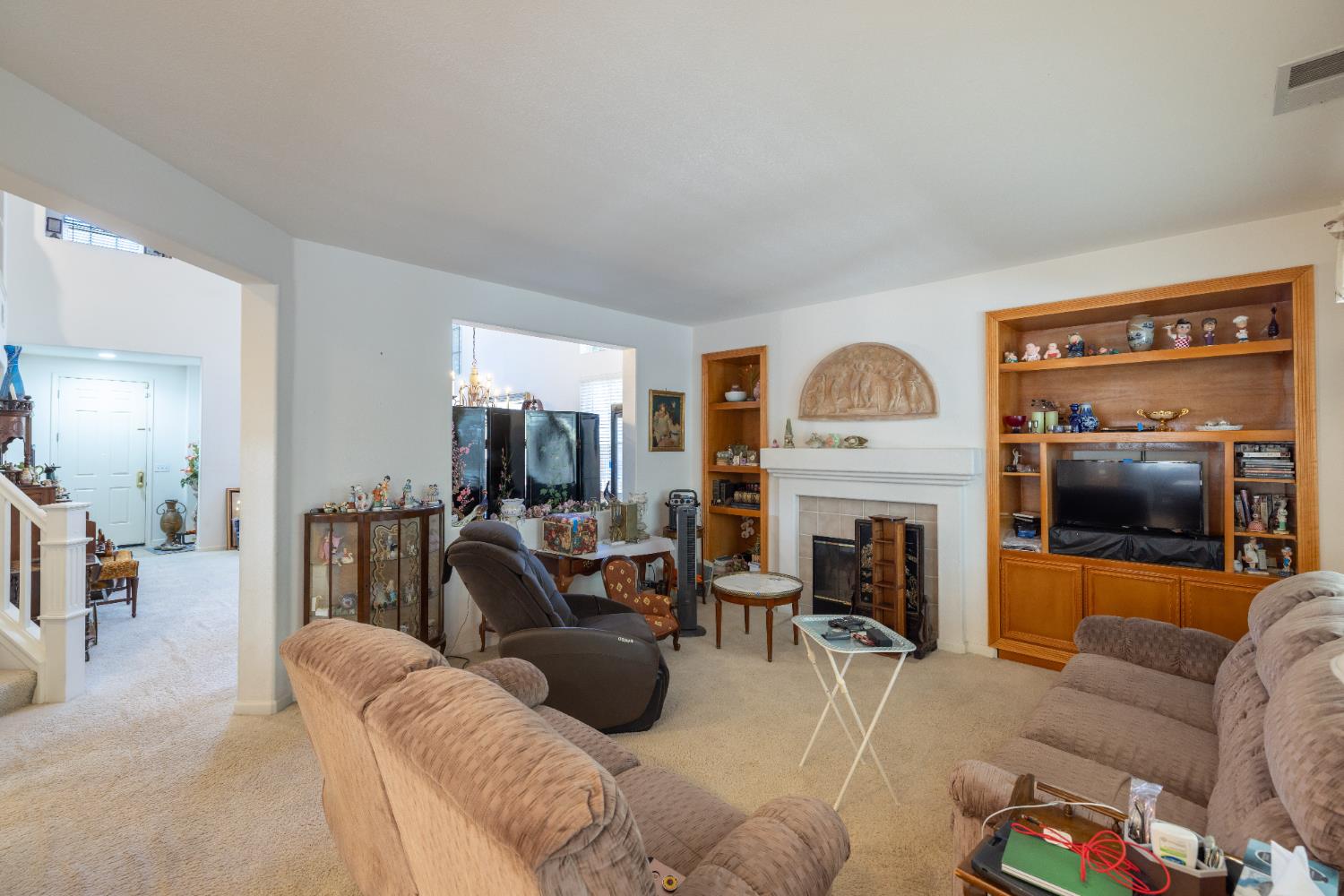 Detail Gallery Image 14 of 65 For 1880 Persimmon Way, Tracy,  CA 95376 - 5 Beds | 3 Baths