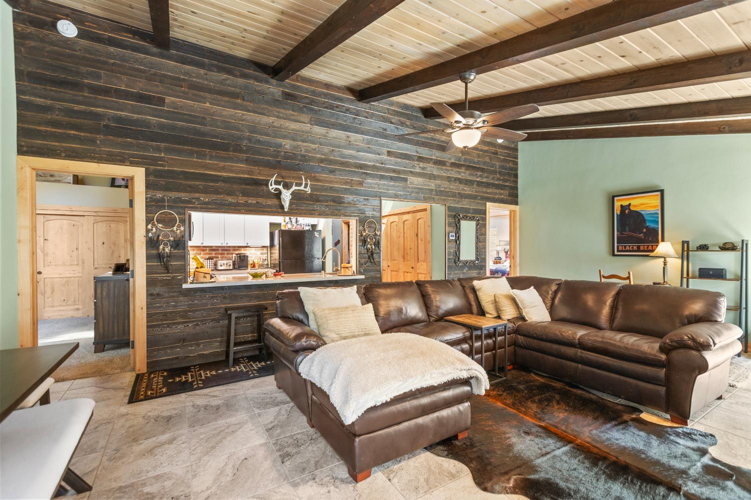 Detail Gallery Image 8 of 62 For 4414 Sierra Springs Dr, Pollock Pines,  CA 95726 - 2 Beds | 2 Baths