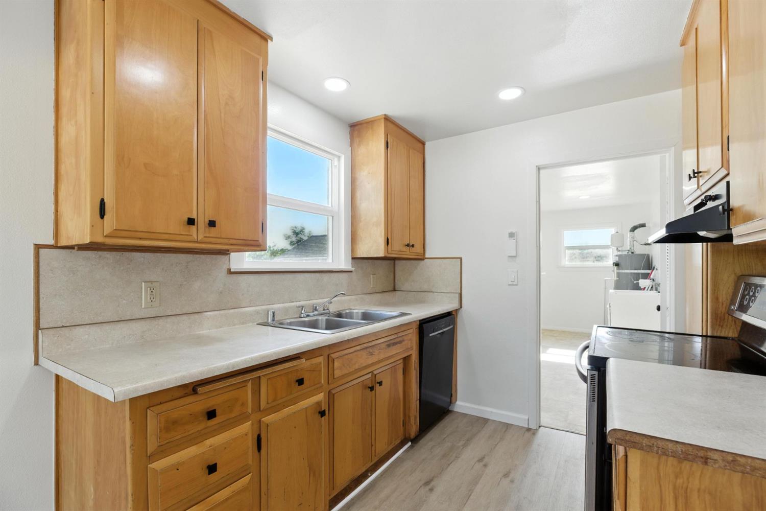 Detail Gallery Image 16 of 30 For 8335 State Highway 70, Marysville,  CA 95901 - 2 Beds | 1 Baths