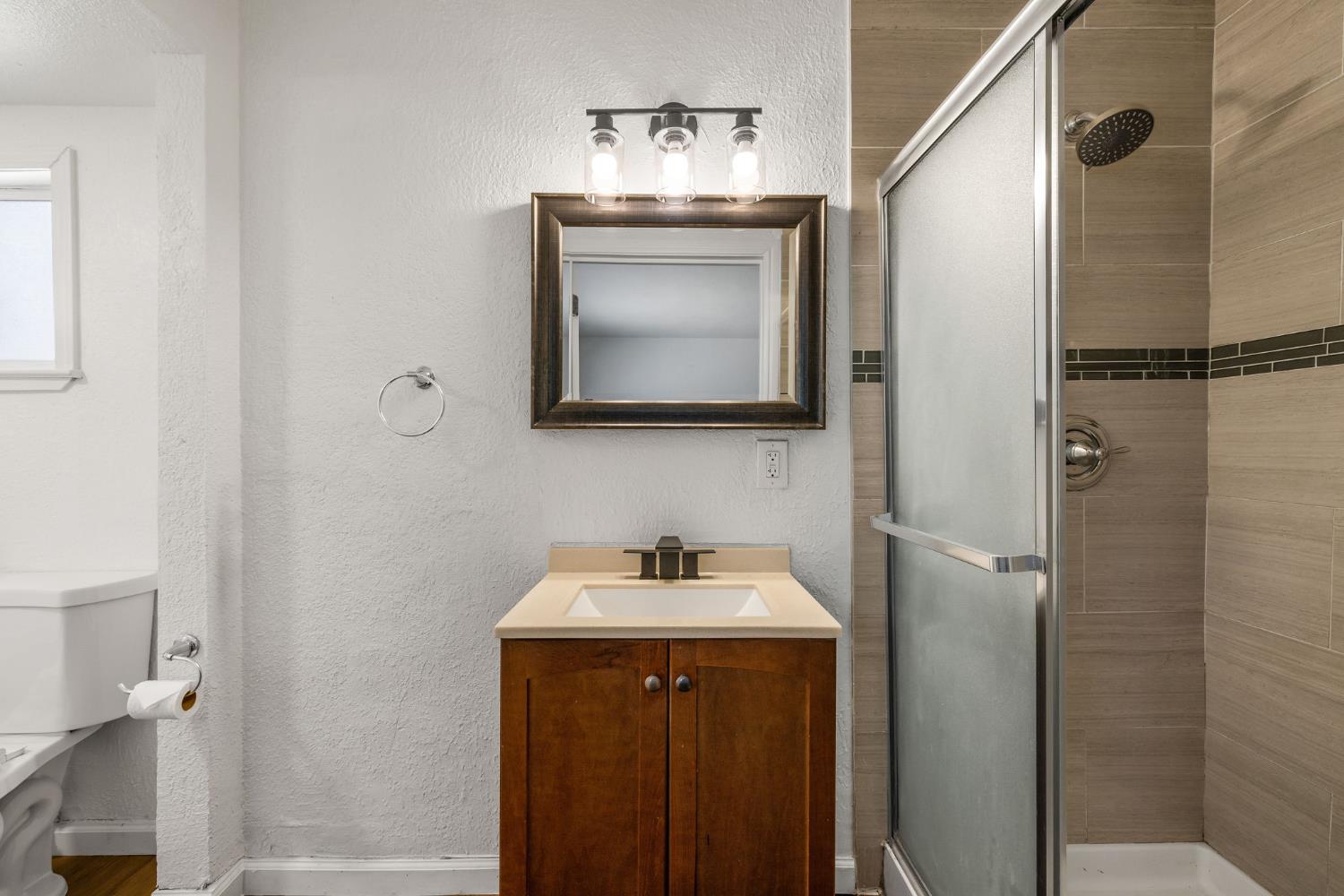 Detail Gallery Image 40 of 57 For 4441 Fenwick Way, North Highlands,  CA 95660 - 3 Beds | 2 Baths