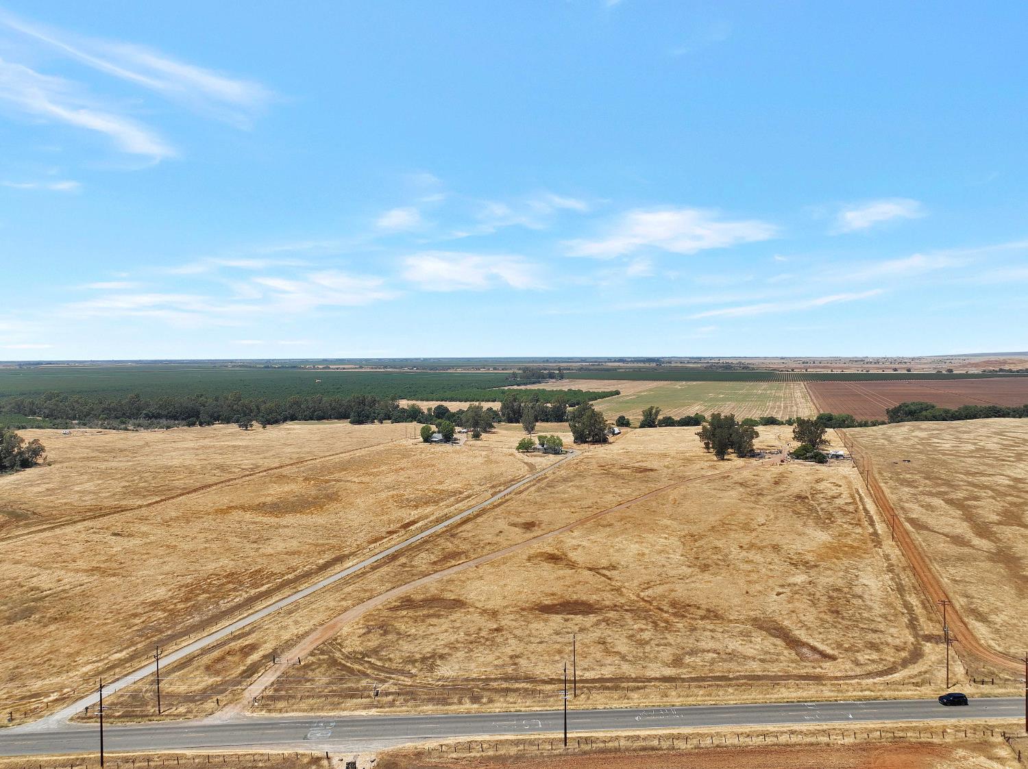 Detail Gallery Image 1 of 24 For 2756 Spenceville Rd, Wheatland,  CA 95692 - 2 Beds | 1 Baths