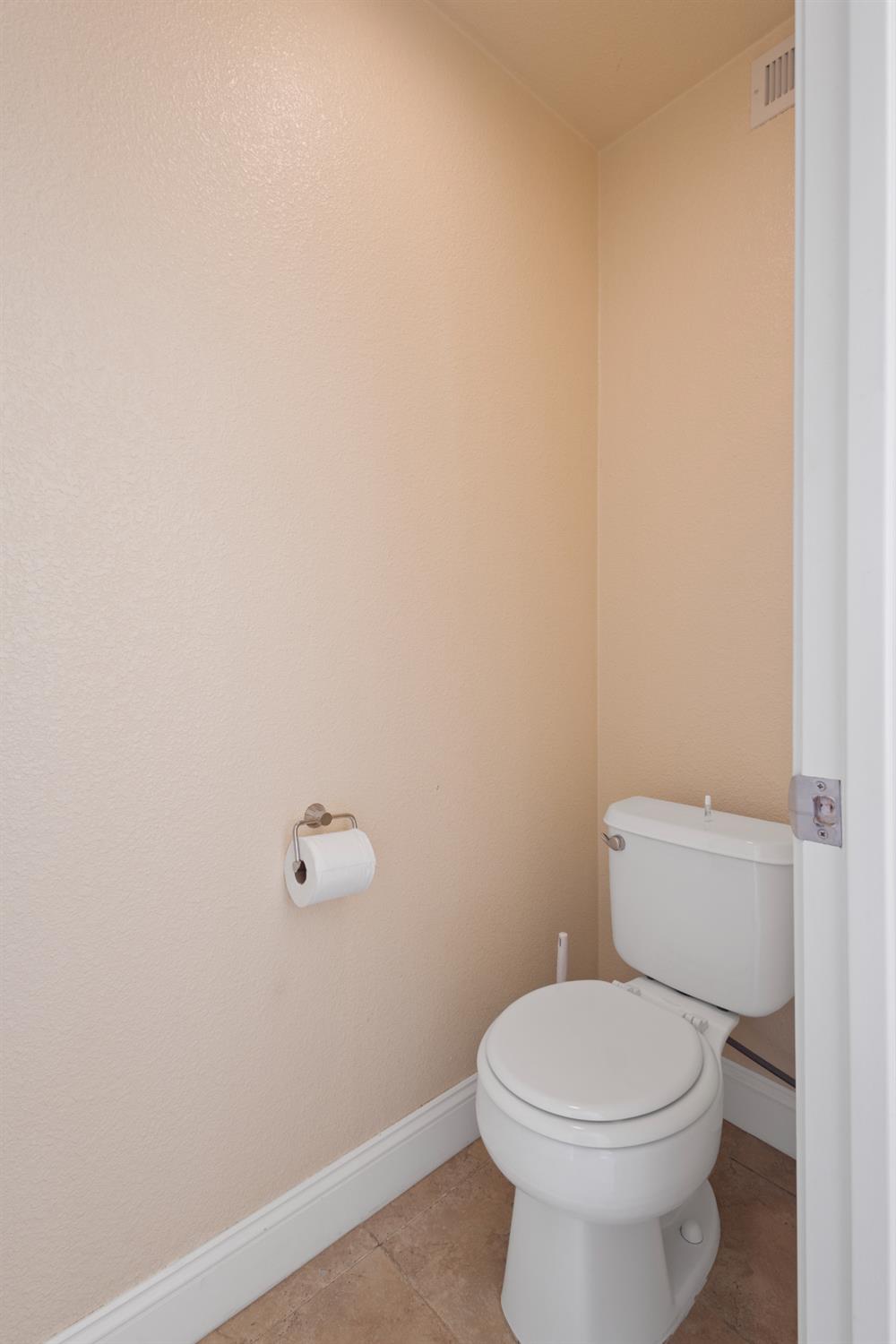 Detail Gallery Image 44 of 64 For 6732 Bismarck Dr, North Highlands,  CA 95660 - 5 Beds | 2/1 Baths