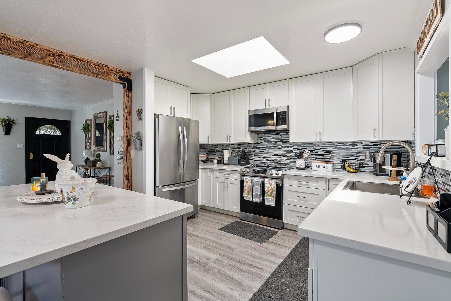 Detail Gallery Image 13 of 37 For 26147 Stryker St, Hayward,  CA 94545 - 3 Beds | 2 Baths