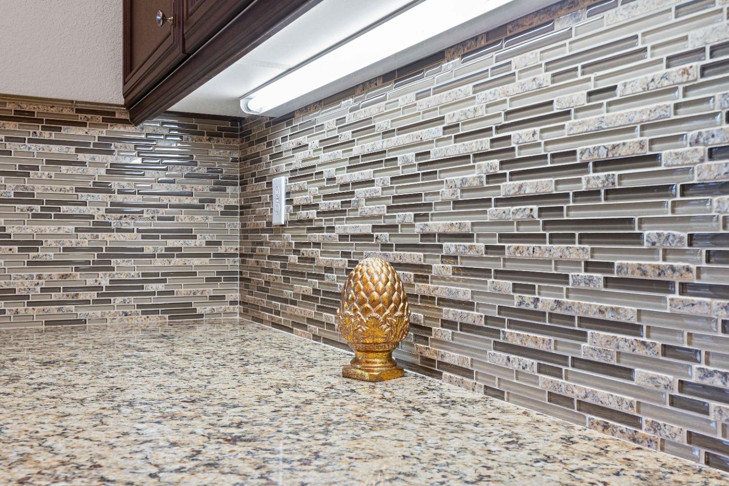 Detail Gallery Image 10 of 55 For 2816 Westport Cir, Oakdale,  CA 95361 - 4 Beds | 3 Baths