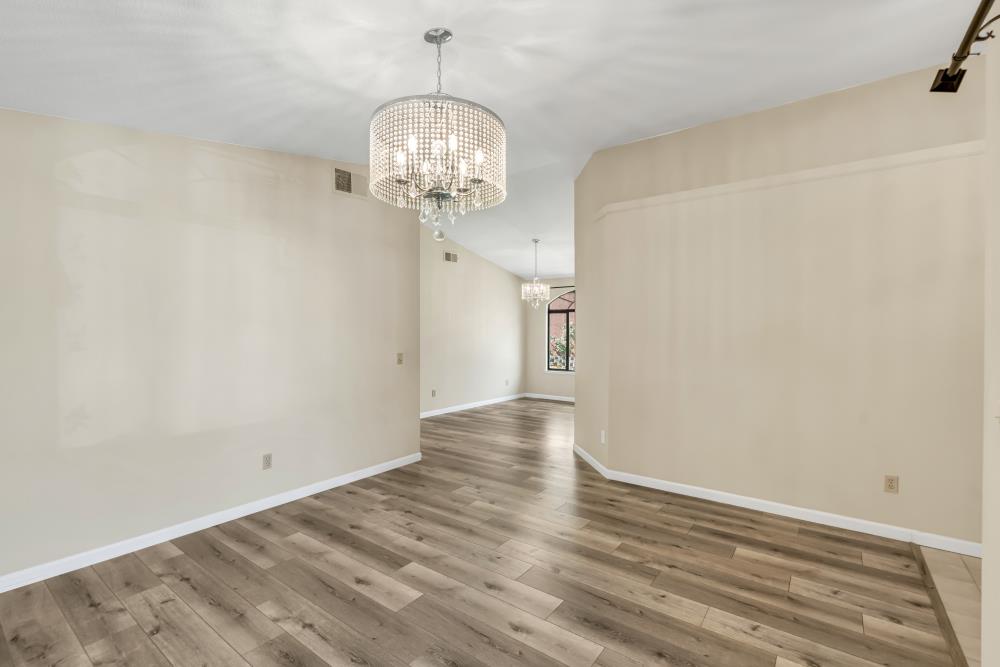 Detail Gallery Image 5 of 33 For 8200 Northam Dr, Antelope,  CA 95843 - 3 Beds | 2 Baths