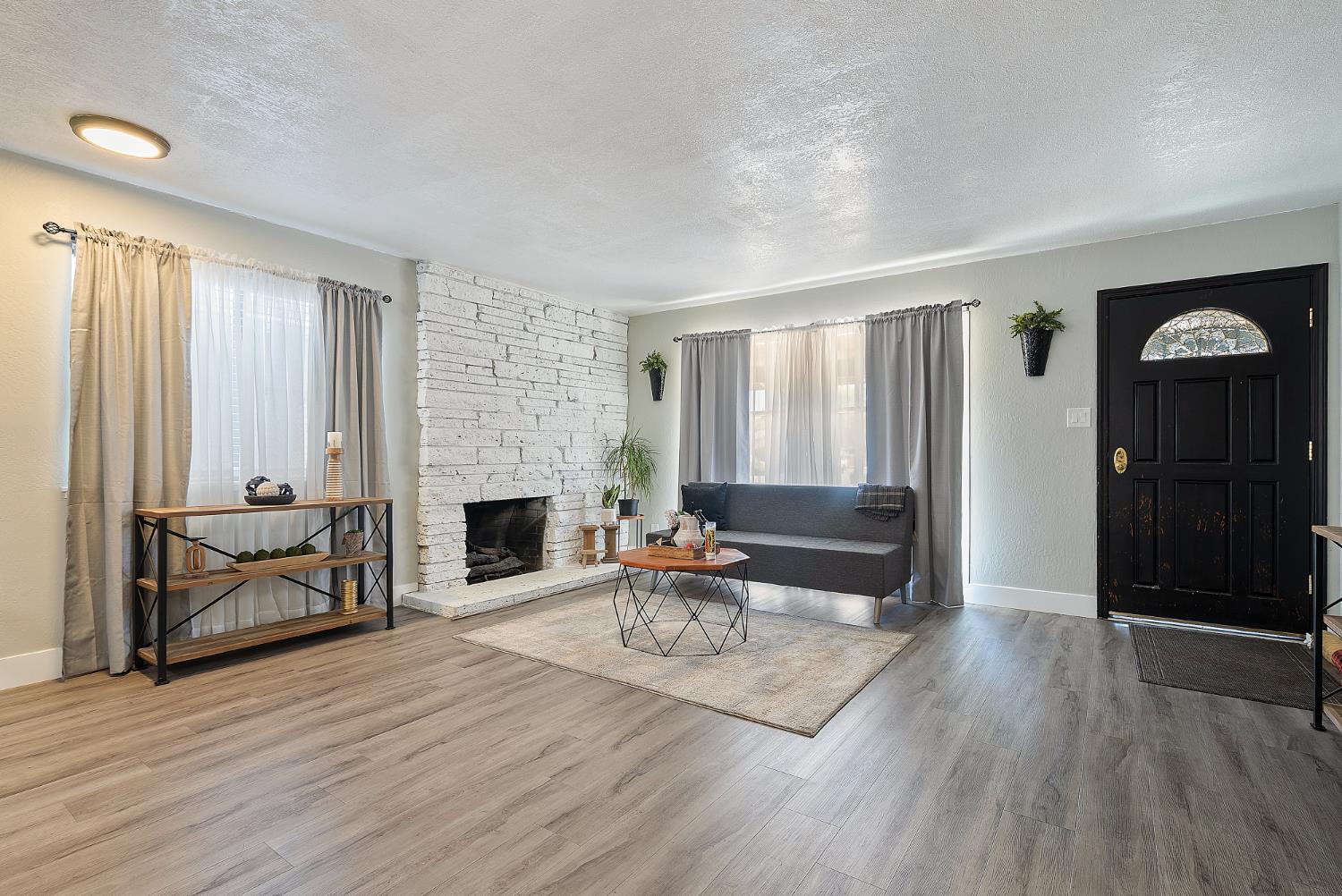 Detail Gallery Image 7 of 37 For 26147 Stryker St, Hayward,  CA 94545 - 3 Beds | 2 Baths