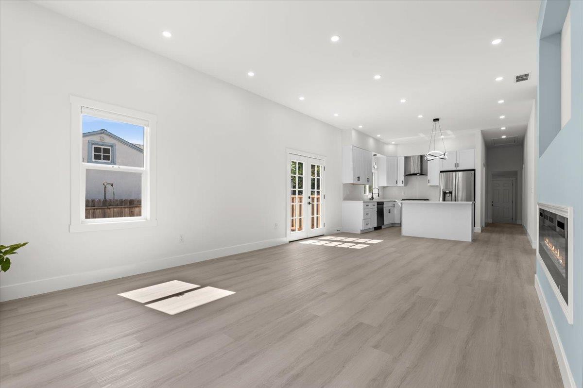 Detail Gallery Image 17 of 68 For 500 W 16th St, Antioch,  CA 94509 - 3 Beds | 2 Baths