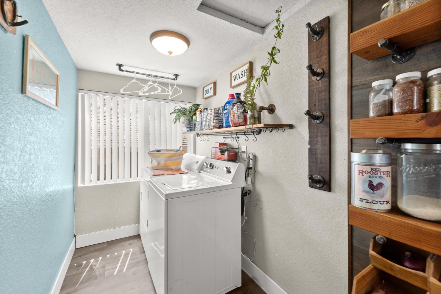 Detail Gallery Image 32 of 63 For 3641 5th Ave, Sacramento,  CA 95817 - 3 Beds | 1/1 Baths