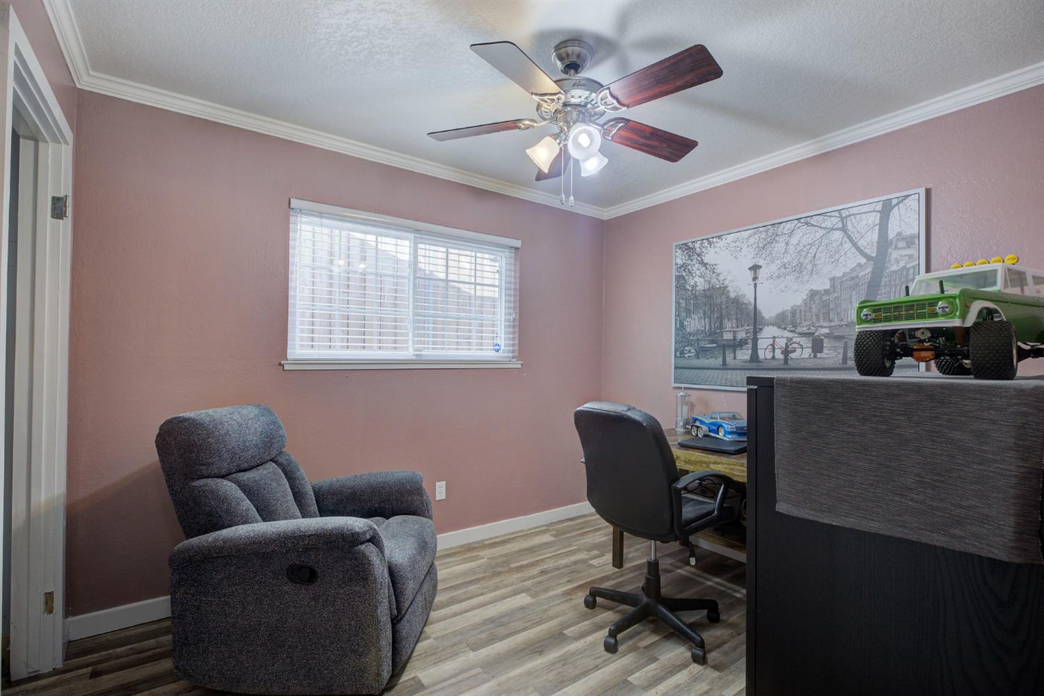 Detail Gallery Image 24 of 29 For 5112 Rabeneck Way, Fair Oaks,  CA 95628 - 3 Beds | 1 Baths