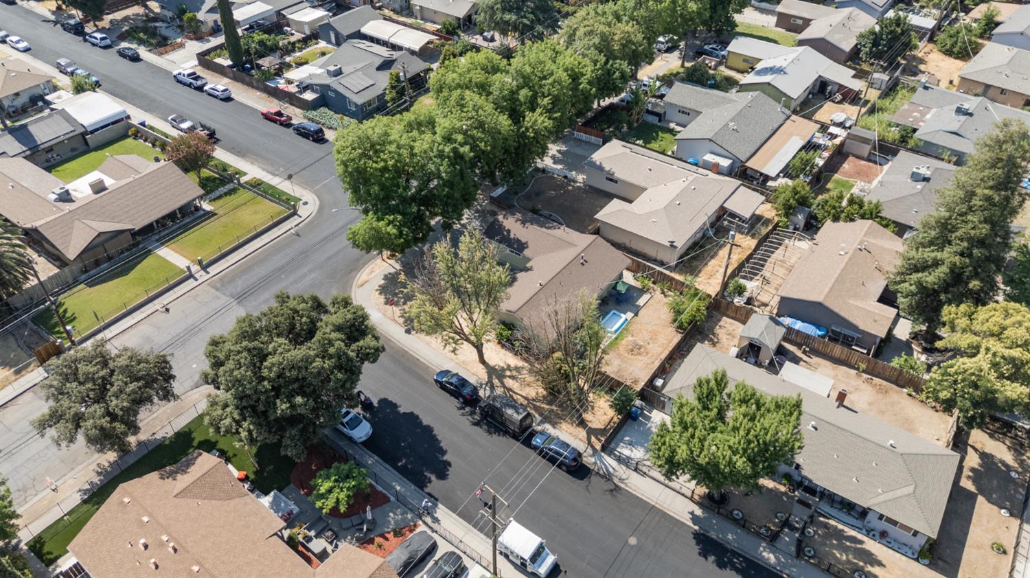 Detail Gallery Image 21 of 23 For 301 S Emerald Ave, Modesto,  CA 95351 - 3 Beds | 2 Baths