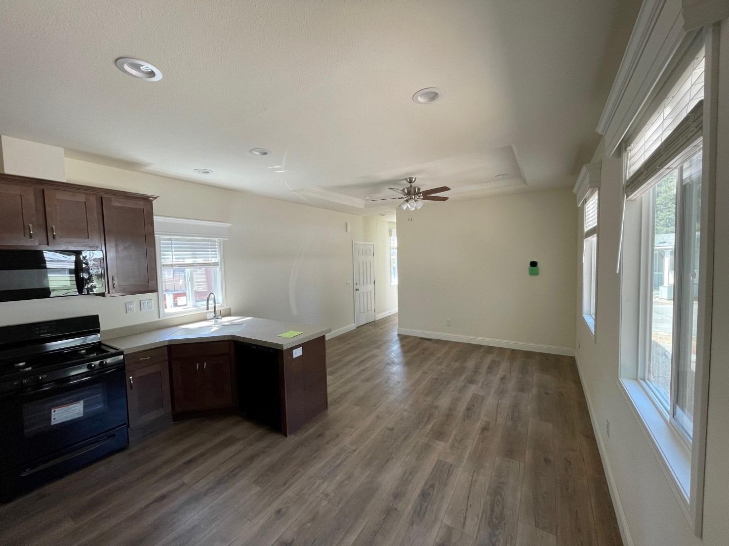 Detail Gallery Image 2 of 10 For 3740 Blackwood Rd 40, South Lake Tahoe,  CA 96150 - 3 Beds | 2 Baths
