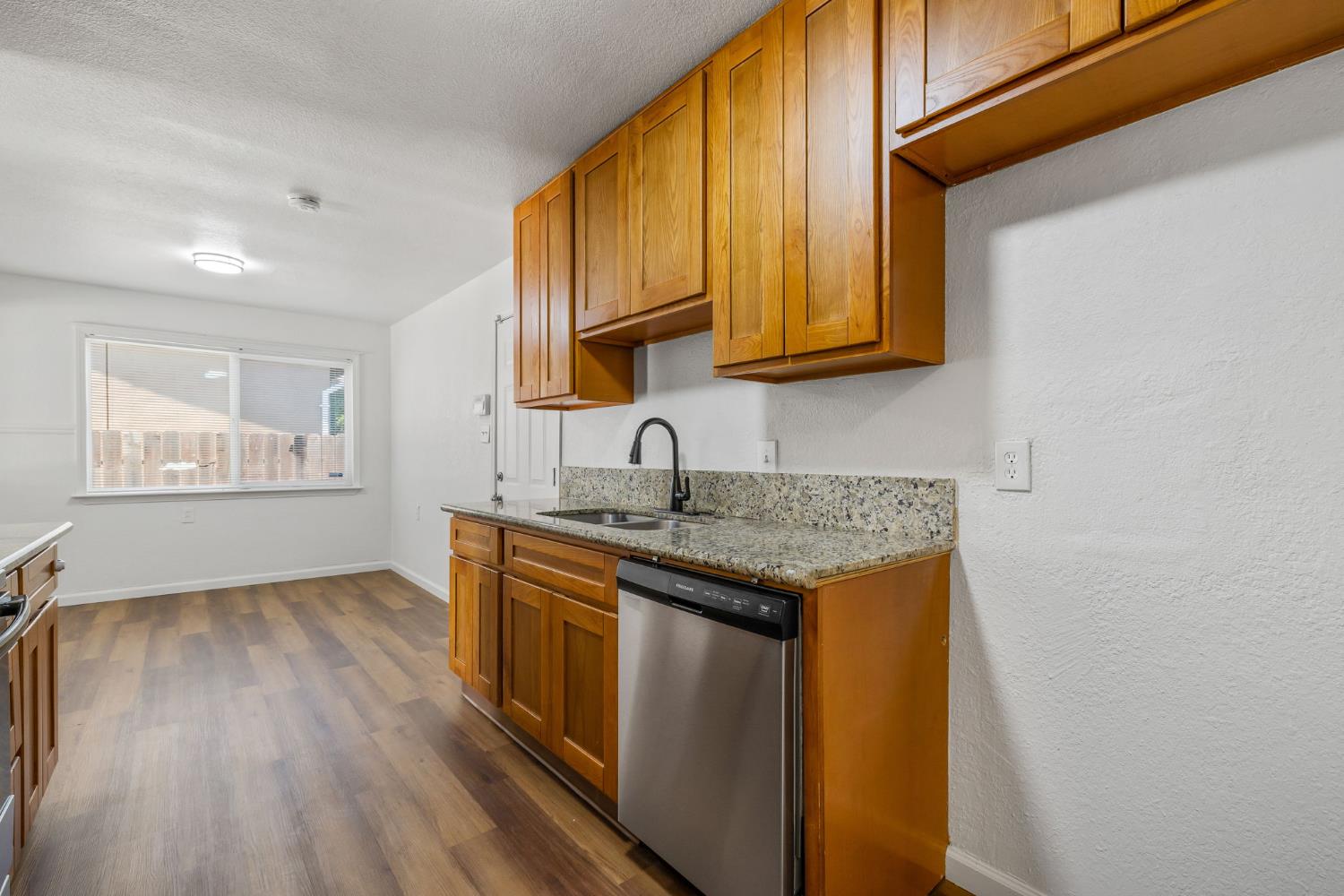 Detail Gallery Image 24 of 57 For 4441 Fenwick Way, North Highlands,  CA 95660 - 3 Beds | 2 Baths