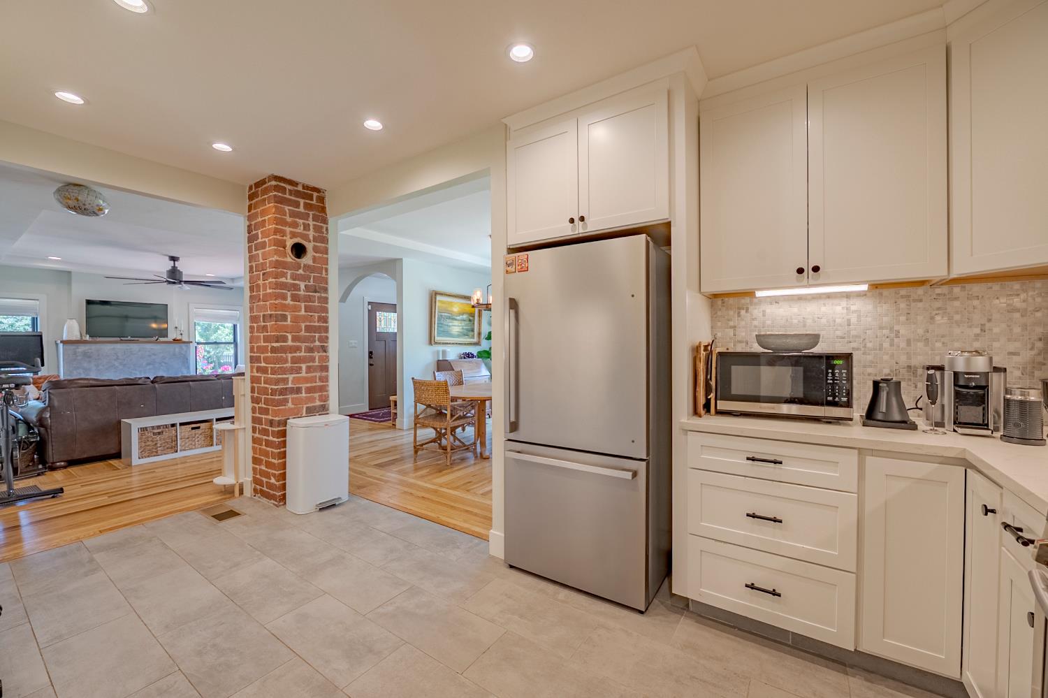 Detail Gallery Image 25 of 42 For 400 E 21st St, Merced,  CA 95340 - 3 Beds | 1/1 Baths