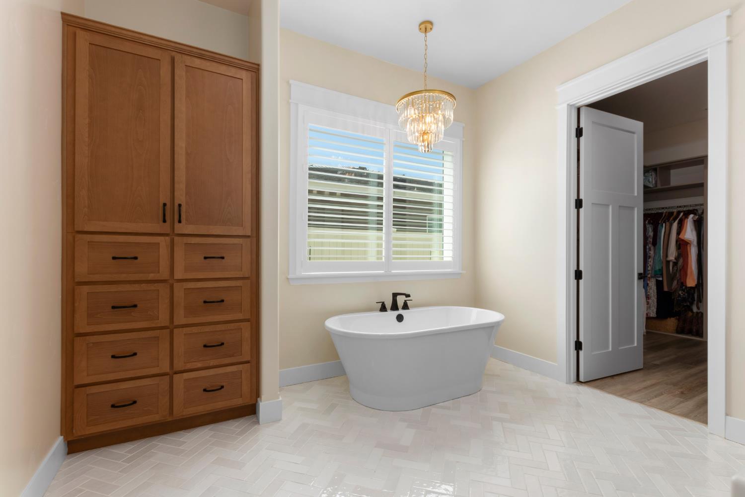 Detail Gallery Image 33 of 60 For 2101 via Prego, Oakdale,  CA 95361 - 3 Beds | 3/1 Baths