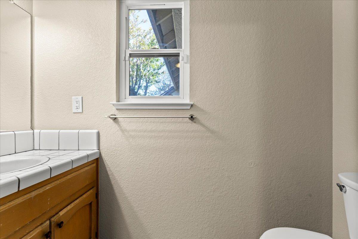 Detail Gallery Image 24 of 34 For 1300 Grover Dr, Modesto,  CA 95351 - 3 Beds | 2/1 Baths